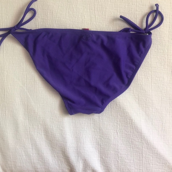 2 for $10 bathing suits | Purple Bikini Bottoms | Size Medium - Picture 2 of 4